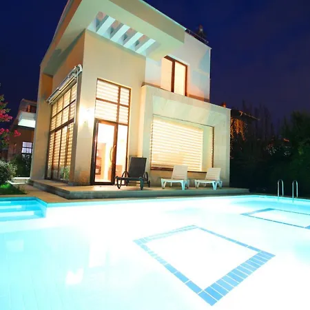 Paradise Town Elite 100 Mbps Free Wifi *