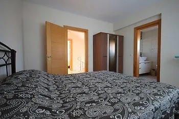 Paradise Town Elite 100 Mbps Free Wifi *