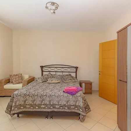 Villa Paradise Town Elite 100 Mbps Free Wifi *