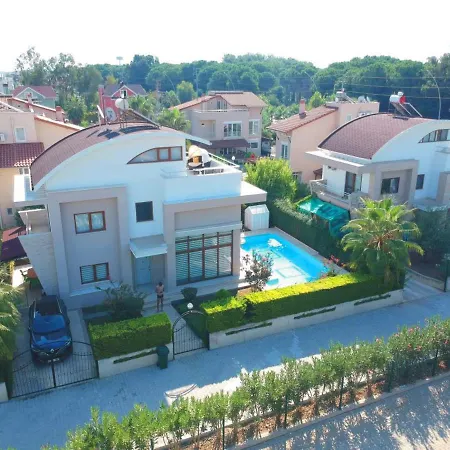 Paradise Town Elite 100 Mbps Free Wifi Villa *