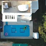 Vila Paradise Town Elite 100 Mbps Free Wifi *